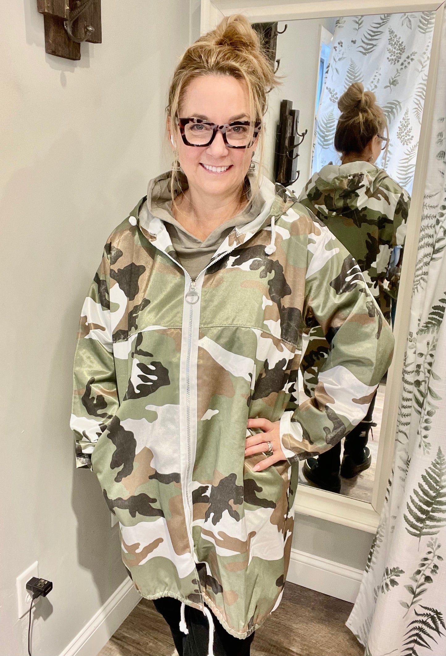 Tempo Paris Oversized Camo Jacket - M/L