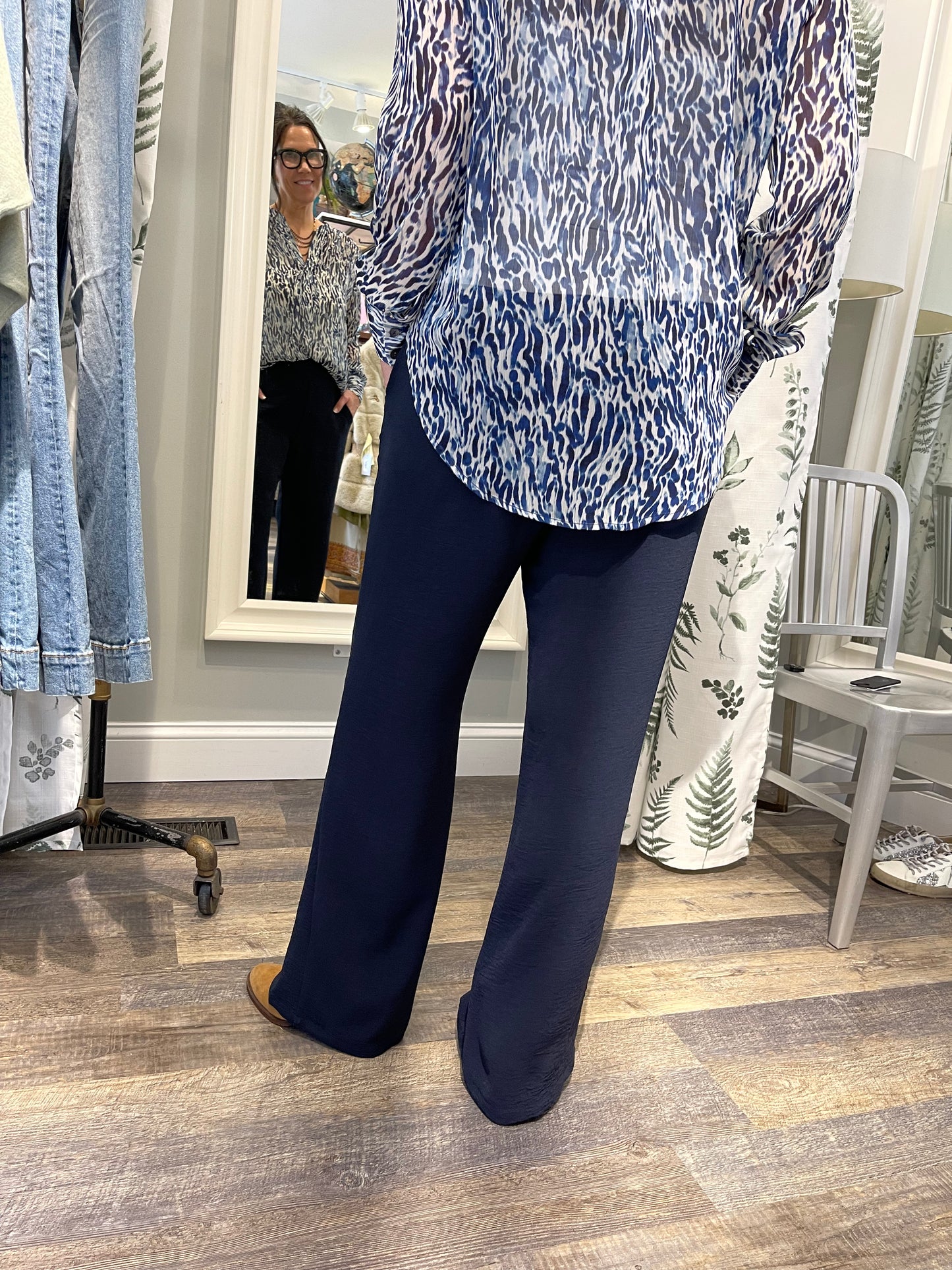 Veronica M Navy Airflow Woven Pants - XSMALL