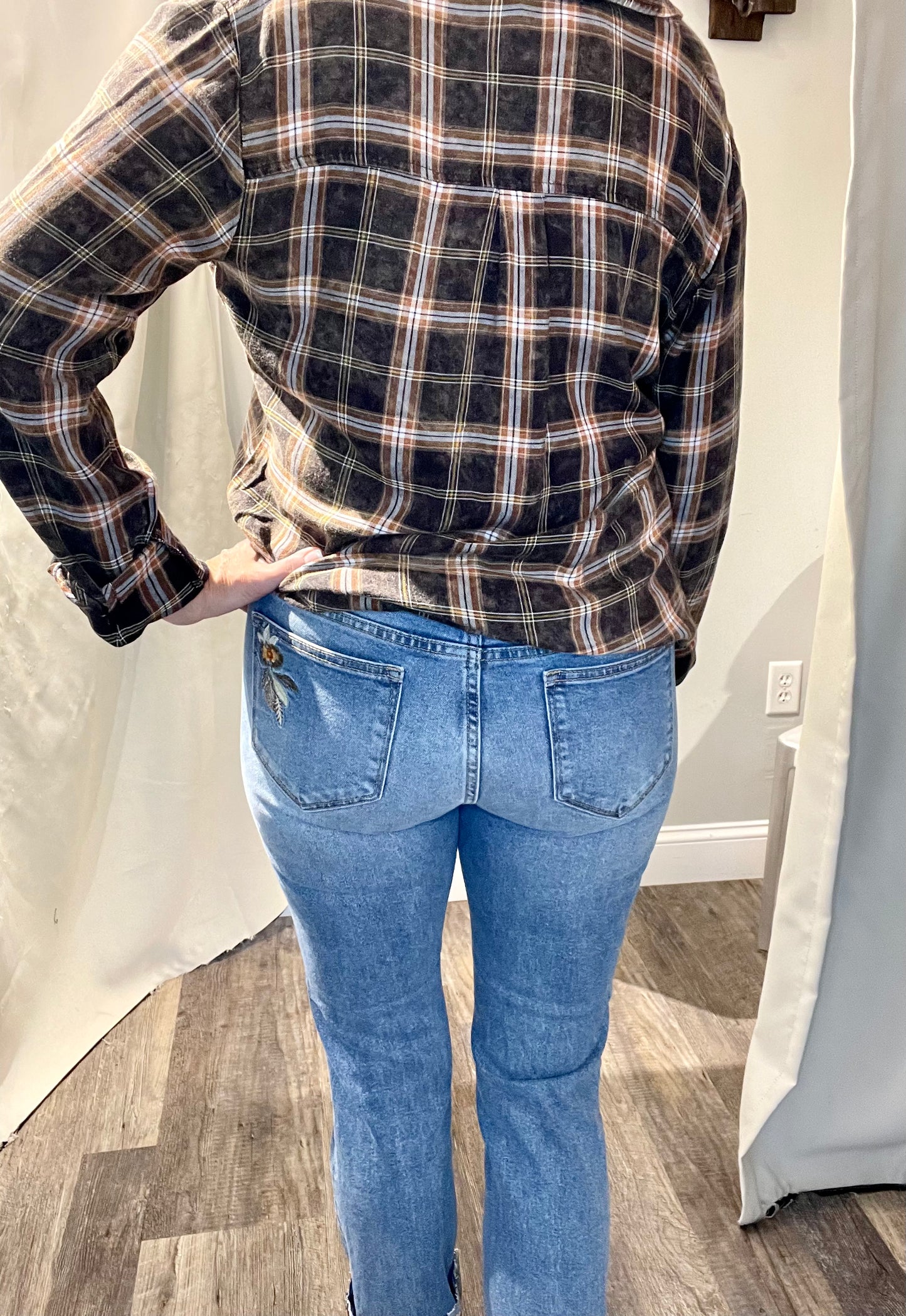 Driftwood Colette in Falling Floral Jeans