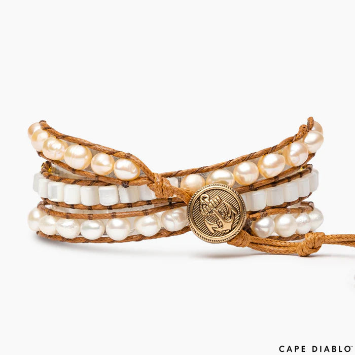 Cape Diablo Freshwater Pearl Apple Watch Strap