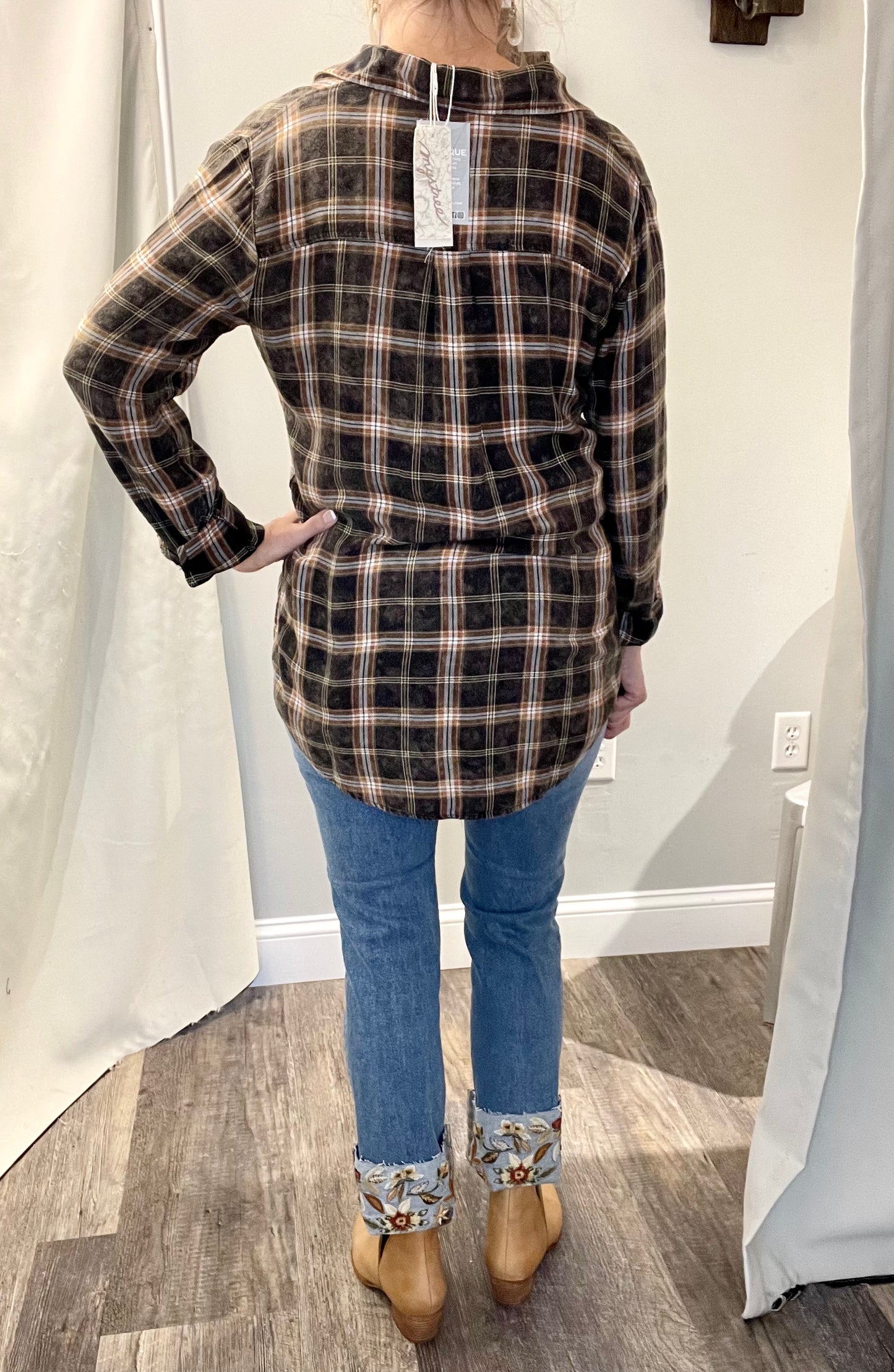 Driftwood Colette in Falling Floral Jeans
