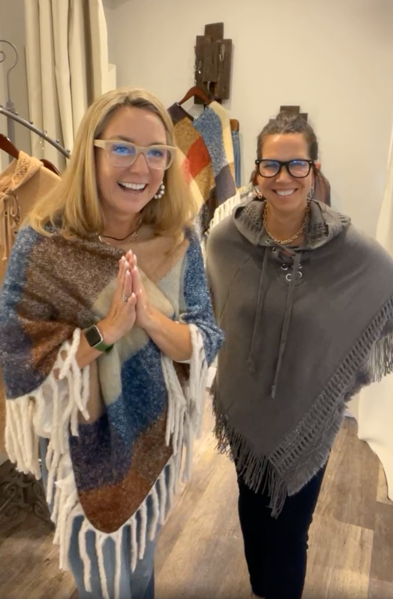 LIVE Pretty Ponchos & Awesome Accessories!