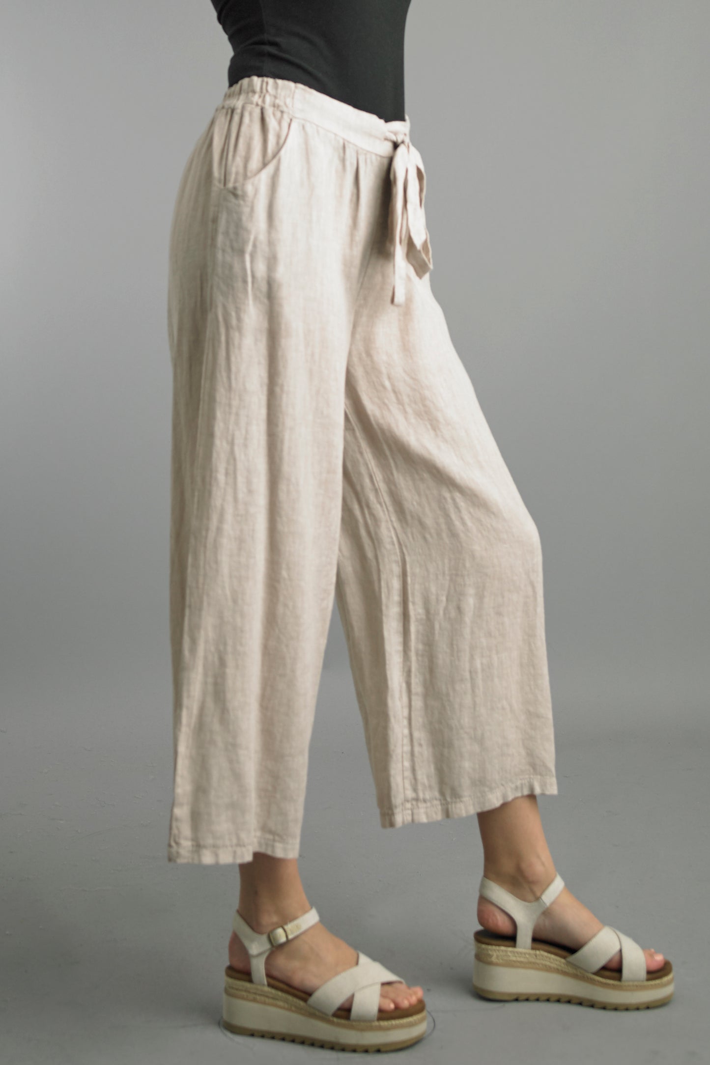 Tempo Paris Comfy Linen Cropped Pants