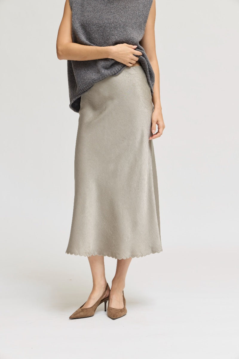 Grade & Gather Scallop Hem Satin Skirt