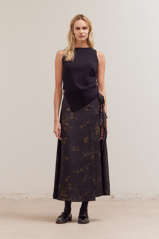 Grade & Gather Printed Overlap Skirt