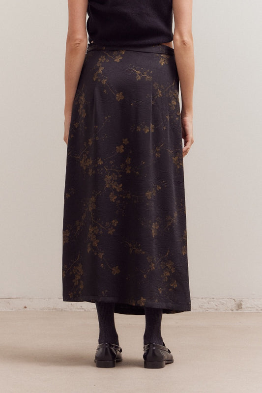 Grade & Gather Printed Overlap Skirt