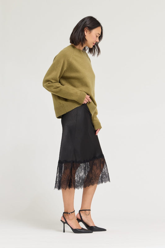 Grade & Gather Lace Trim Satin Skirt