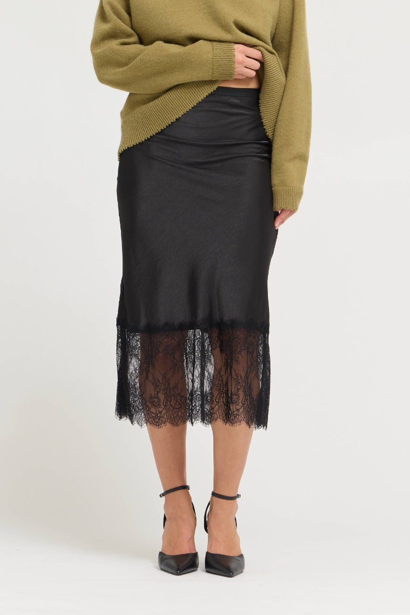 Grade & Gather Lace Trim Satin Skirt