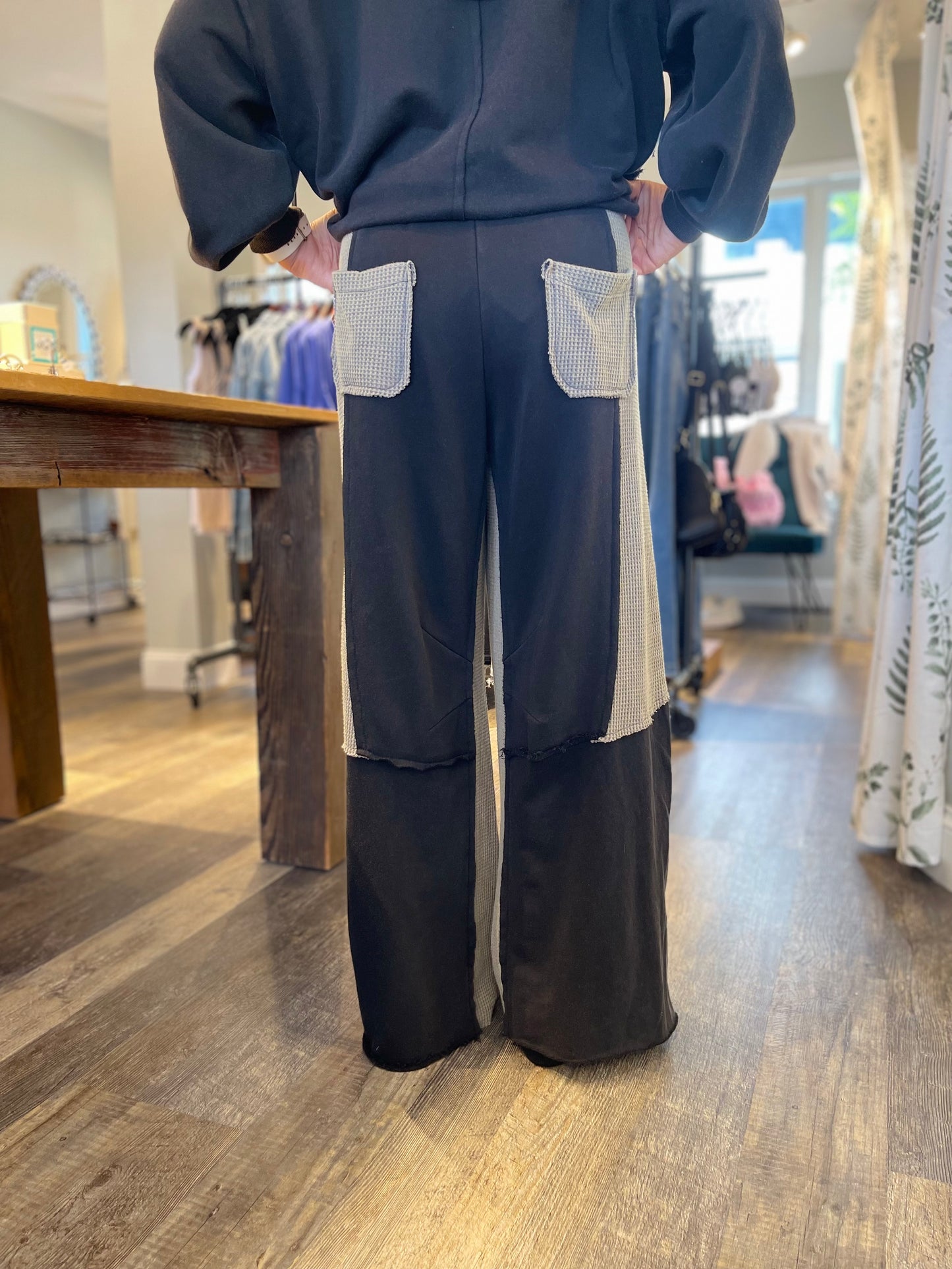 POL Super Studded Comfy Pants