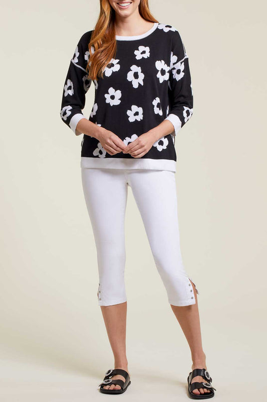 Tribal 5 Pocket Pull on Capri Pants - SIZE 6 WHITE